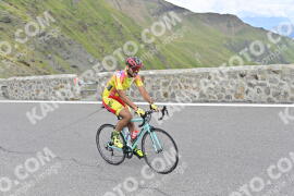 Photo #2431083 | 29-07-2022 13:26 | Passo Dello Stelvio - Prato side BICYCLES