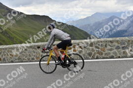 Photo #2439134 | 30-07-2022 11:28 | Passo Dello Stelvio - Prato side BICYCLES