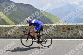 Photo #2366231 | 21-07-2022 12:02 | Passo Dello Stelvio - Prato side BICYCLES