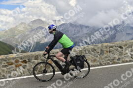 Photo #2431375 | 29-07-2022 14:03 | Passo Dello Stelvio - Prato side BICYCLES