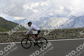 Photo #2421452 | 27-07-2022 14:37 | Passo Dello Stelvio - Prato side BICYCLES