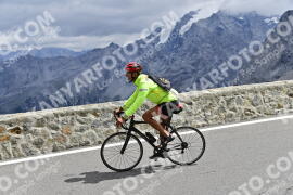 Photo #2460093 | 31-07-2022 13:50 | Passo Dello Stelvio - Prato side BICYCLES