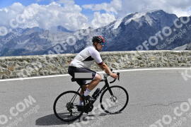 Photo #2420567 | 27-07-2022 13:44 | Passo Dello Stelvio - Prato side BICYCLES