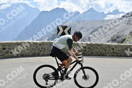Photo #2398312 | 25-07-2022 11:03 | Passo Dello Stelvio - Prato side BICYCLES