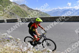 Photo #2369271 | 22-07-2022 11:12 | Passo Dello Stelvio - Prato side BICYCLES