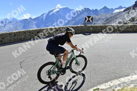 Photo #2737429 | 25-08-2022 11:00 | Passo Dello Stelvio - Prato side BICYCLES
