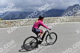 Photo #2443591 | 30-07-2022 14:24 | Passo Dello Stelvio - Prato side BICYCLES
