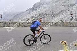 Photo #2659547 | 15-08-2022 12:32 | Passo Dello Stelvio - Prato side BICYCLES