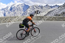 Photo #2780211 | 29-08-2022 14:33 | Passo Dello Stelvio - Prato side BICYCLES