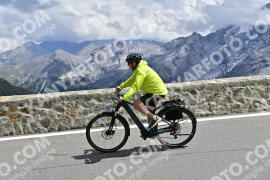 Photo #2406778 | 26-07-2022 13:25 | Passo Dello Stelvio - Prato side BICYCLES