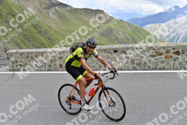 Photo #2430977 | 29-07-2022 13:15 | Passo Dello Stelvio - Prato side BICYCLES