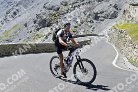 Photo #2350378 | 18-07-2022 10:35 | Passo Dello Stelvio - Prato side BICYCLES
