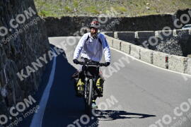 Photo #2259650 | 08-07-2022 15:31 | Passo Dello Stelvio - Prato side BICYCLES