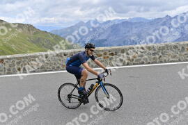 Photo #2459942 | 31-07-2022 13:41 | Passo Dello Stelvio - Prato side BICYCLES