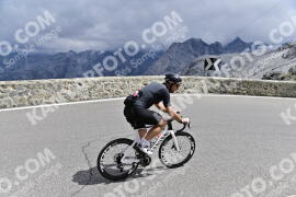 Photo #2443491 | 30-07-2022 14:22 | Passo Dello Stelvio - Prato side BICYCLES
