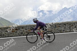 Photo #2415903 | 27-07-2022 11:16 | Passo Dello Stelvio - Prato side BICYCLES