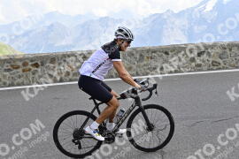 Photo #2366065 | 21-07-2022 11:46 | Passo Dello Stelvio - Prato side BICYCLES