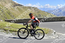 Photo #2737838 | 25-08-2022 11:39 | Passo Dello Stelvio - Prato side BICYCLES