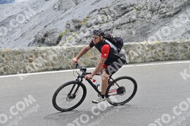 Photo #2431452 | 29-07-2022 14:04 | Passo Dello Stelvio - Prato side BICYCLES