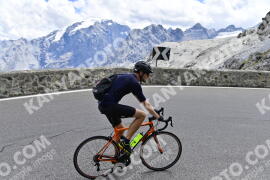 Photo #2430587 | 29-07-2022 12:53 | Passo Dello Stelvio - Prato side BICYCLES