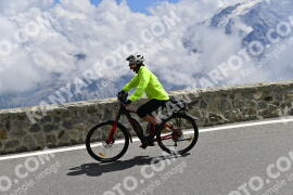 Photo #2427608 | 28-07-2022 12:57 | Passo Dello Stelvio - Prato side BICYCLES