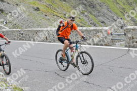 Photo #2405972 | 26-07-2022 12:15 | Passo Dello Stelvio - Prato side BICYCLES