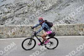 Photo #2419883 | 27-07-2022 13:12 | Passo Dello Stelvio - Prato side BICYCLES