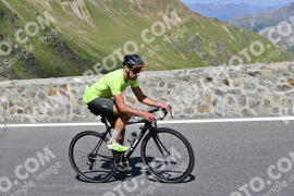 Photo #2348972 | 17-07-2022 15:40 | Passo Dello Stelvio - Prato side BICYCLES