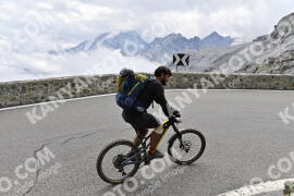 Photo #2425875 | 28-07-2022 10:55 | Passo Dello Stelvio - Prato side BICYCLES