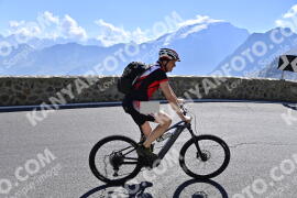 Photo #2368936 | 22-07-2022 10:21 | Passo Dello Stelvio - Prato side BICYCLES
