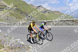 Photo #2367221 | 21-07-2022 13:45 | Passo Dello Stelvio - Prato side BICYCLES