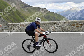 Photo #2446153 | 30-07-2022 13:00 | Passo Dello Stelvio - Prato side BICYCLES