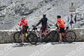 Photo #2383708 | 24-07-2022 13:37 | Passo Dello Stelvio - Prato side BICYCLES