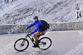 Photo #2605581 | 12-08-2022 10:28 | Passo Dello Stelvio - Prato side BICYCLES