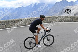 Photo #2463209 | 31-07-2022 10:25 | Passo Dello Stelvio - Prato side BICYCLES