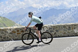Photo #2399555 | 25-07-2022 11:50 | Passo Dello Stelvio - Prato side BICYCLES