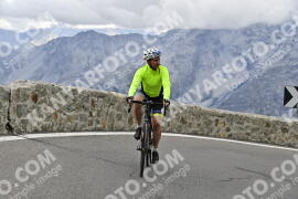 Photo #2406304 | 26-07-2022 12:54 | Passo Dello Stelvio - Prato side BICYCLES