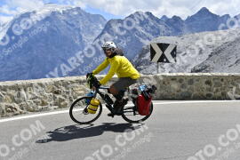 Photo #2756143 | 26-08-2022 13:14 | Passo Dello Stelvio - Prato side BICYCLES