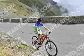 Photo #2426100 | 28-07-2022 11:00 | Passo Dello Stelvio - Prato side BICYCLES