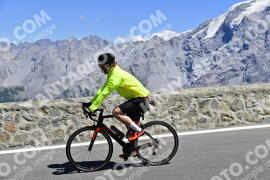Photo #2348566 | 17-07-2022 14:25 | Passo Dello Stelvio - Prato side BICYCLES