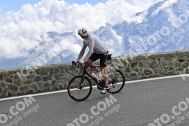 Photo #2427371 | 28-07-2022 12:11 | Passo Dello Stelvio - Prato side BICYCLES