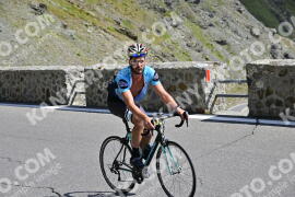 Photo #2377971 | 24-07-2022 11:10 | Passo Dello Stelvio - Prato side BICYCLES
