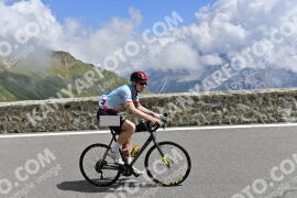 Photo #2425103 | 28-07-2022 13:15 | Passo Dello Stelvio - Prato side BICYCLES