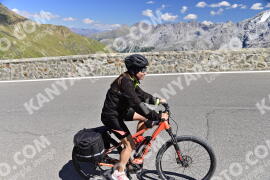 Photo #2565092 | 09-08-2022 14:31 | Passo Dello Stelvio - Prato side BICYCLES