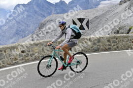 Photo #2464657 | 31-07-2022 11:45 | Passo Dello Stelvio - Prato side BICYCLES