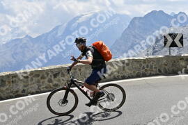 Photo #2366262 | 21-07-2022 12:02 | Passo Dello Stelvio - Prato side BICYCLES