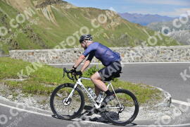 Photo #2265353 | 09-07-2022 15:26 | Passo Dello Stelvio - Prato side BICYCLES
