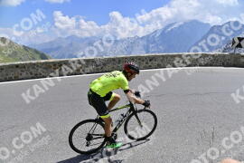 Photo #2400698 | 25-07-2022 12:29 | Passo Dello Stelvio - Prato side BICYCLES