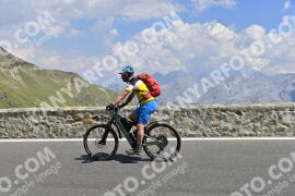 Photo #2367241 | 21-07-2022 13:46 | Passo Dello Stelvio - Prato side BICYCLES