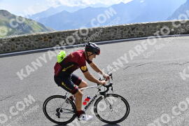 Photo #2376335 | 24-07-2022 10:15 | Passo Dello Stelvio - Prato side BICYCLES
